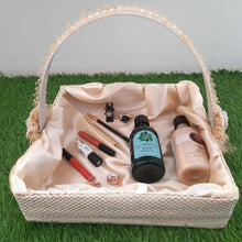 Load image into Gallery viewer, Beautiful Tray Basket for Gifting