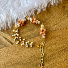 Load image into Gallery viewer, Elegant Pearl Bracelet
