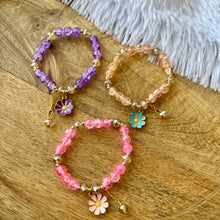 Load image into Gallery viewer, Delicate Floral Charm Bracelet
