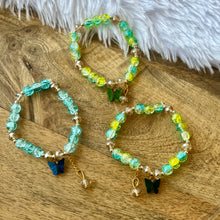 Load image into Gallery viewer, Charming Resin Bracelet
