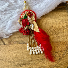 Load image into Gallery viewer, Intricate Lumba cum Broach Pin
