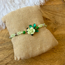Load image into Gallery viewer, Cute Floral Bracelet
