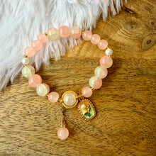 Load image into Gallery viewer, Elegant Bracelet
