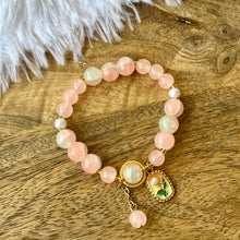 Load image into Gallery viewer, Elegant Bracelet
