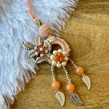 Load image into Gallery viewer, Elegant Crochet Floaral Lumba
