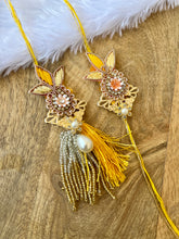 Load image into Gallery viewer, Gorgeous Lumba with Bhai Rakhi Pair
