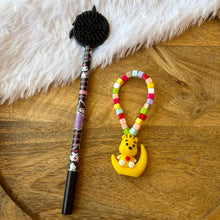 Load image into Gallery viewer, Vibrant Teddy Bracelet with Pen &amp; a Cap Holder
