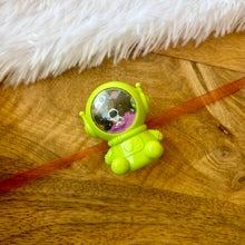 Load image into Gallery viewer, Astronaut Sharpener Rakhi (Mixed Colours)
