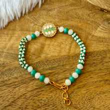Load image into Gallery viewer, Elegant Bracelet

