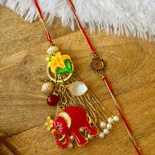 Load image into Gallery viewer, Smart Elephant Keychain Lumba with Bhai Rakhi Pair
