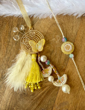 Load image into Gallery viewer, Gorgeous Feather Lumba with Bhai Rakhi Pair
