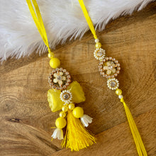 Load image into Gallery viewer, Pretty Lumba with Bhai Rakhi Pair
