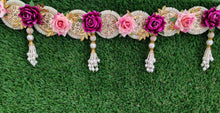 Load image into Gallery viewer, Pearl &amp; Floral Toran Bandanwar
