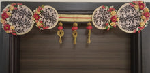 Load image into Gallery viewer, Elegant Handcrafted Toran Bandanwar 42 Inch
