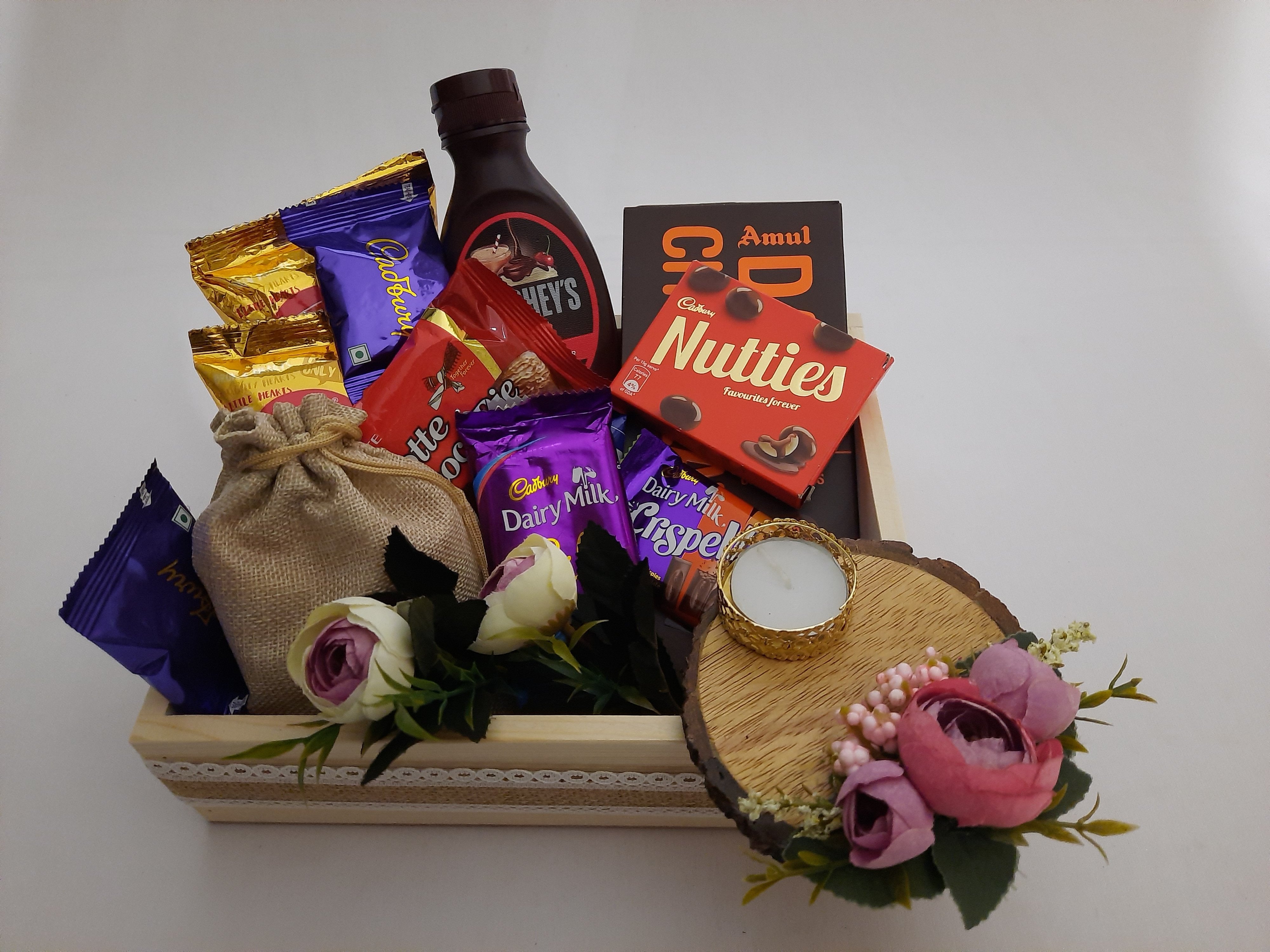 Buy/Send Amul Chocolate Gift Box Online- FNP